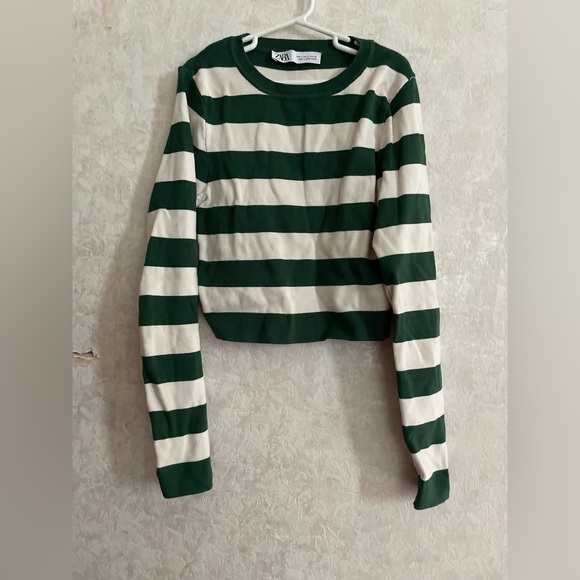 Zara Sweaters - Zara women's small green striped sweater